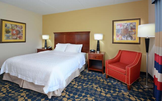 Hampton Inn & Suites Huntersville