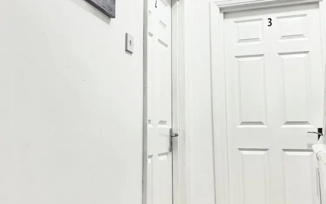 New House 5 rooms 3 bath