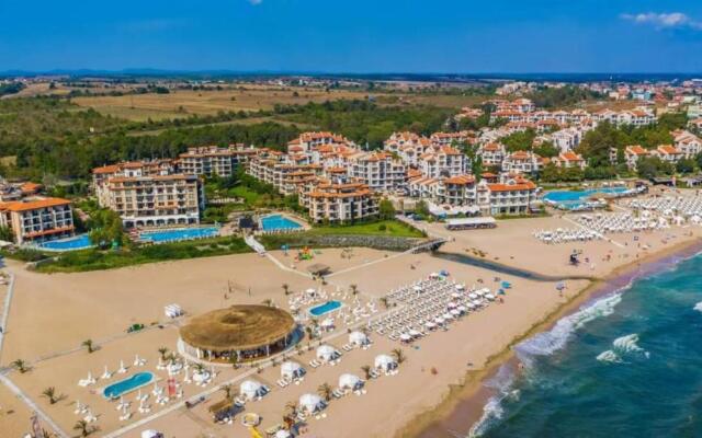 Oasis Del Mare