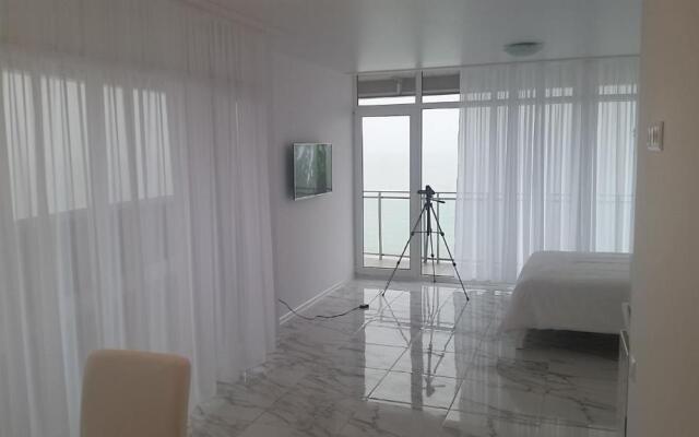 SEA-VIEW Beluga & Dolphin Luxury HOTEL apartments