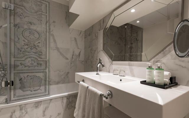 Hôtel Le Louis Versailles Château-MGallery by Sofitel