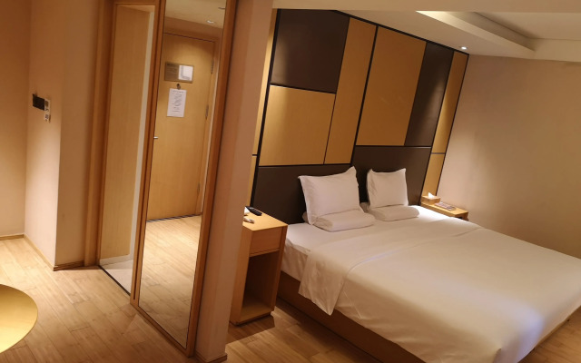 Ji Hotel (Shanghai Kangqiao, Xiuyan Road)