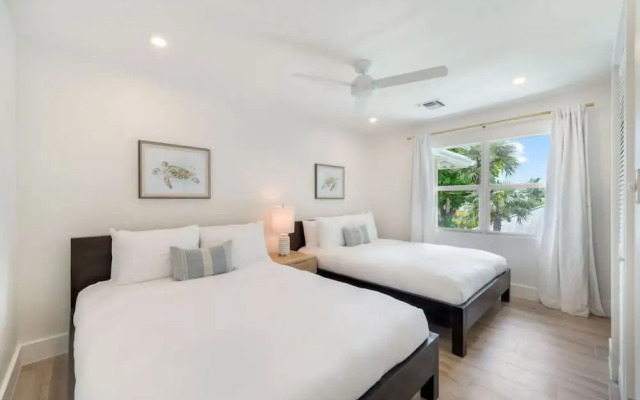 Cocoplum 10 in George Town