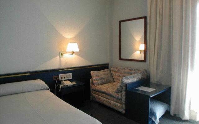 Hotel Rey Sancho Ramirez