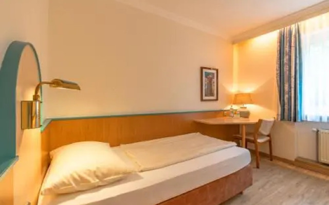 Parkhotel Crombach