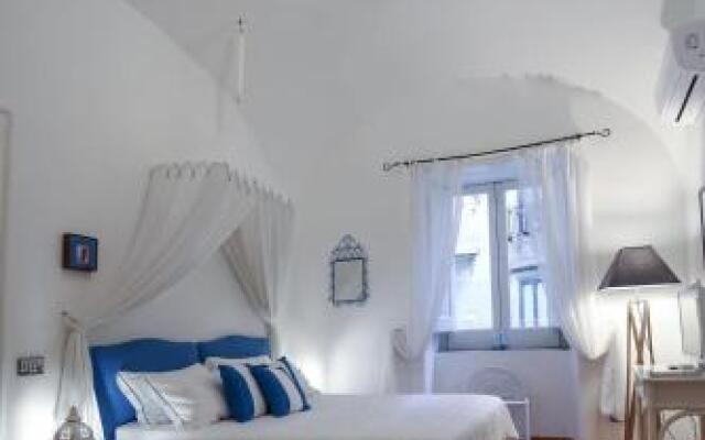 Vicolo 23 House