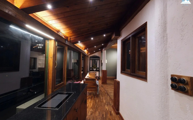 Aasmaani Cottage
