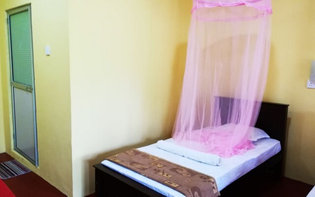 Araliya Self Cooking Resort Dambulla