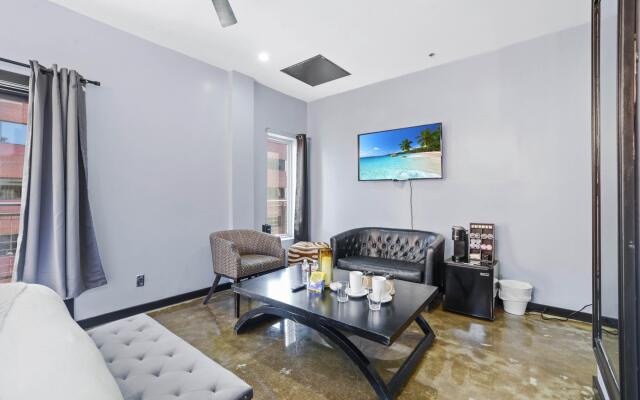 Magnificent En Suite Studio