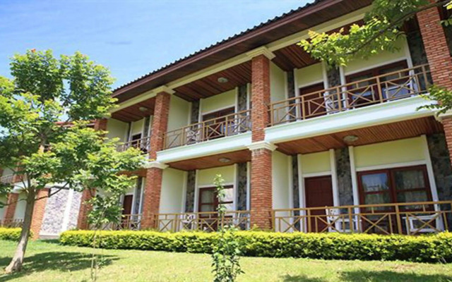 Vansana Plain of Jars Hotel