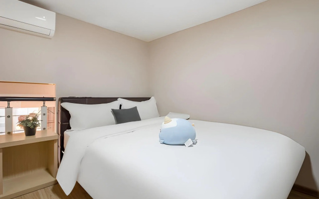 Shanghai Meego Youth Hostel