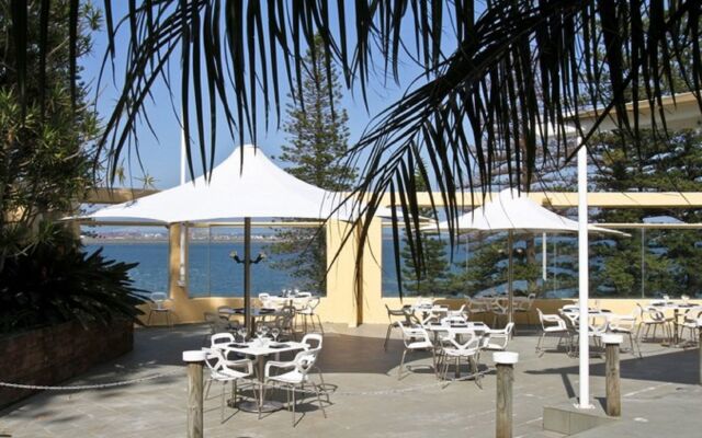 Novotel Sydney Brighton Beach