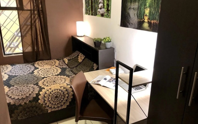 ROOMIES HOSTEL - Calle Puebla