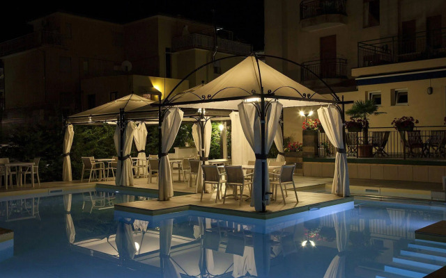Ute Hotel