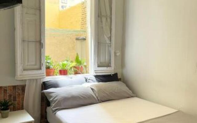 Spacious Cozy Rooms Chamberi