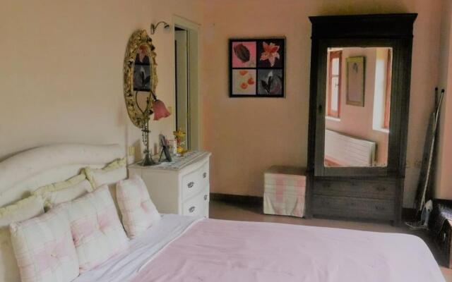 Wonderful 4 Bedroom Villa & separate guest house Villa Thalia
