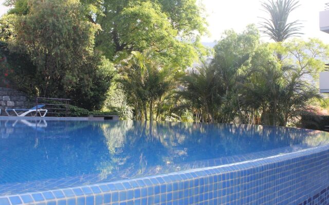 Jasmineiro Palms Palace Apartment