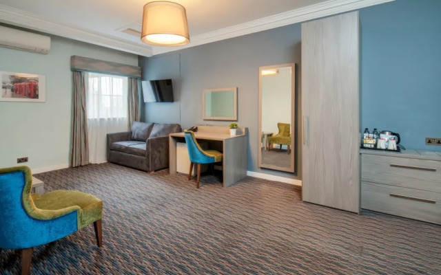 London Chigwell Prince Regent Hotel, BW Signature Collection