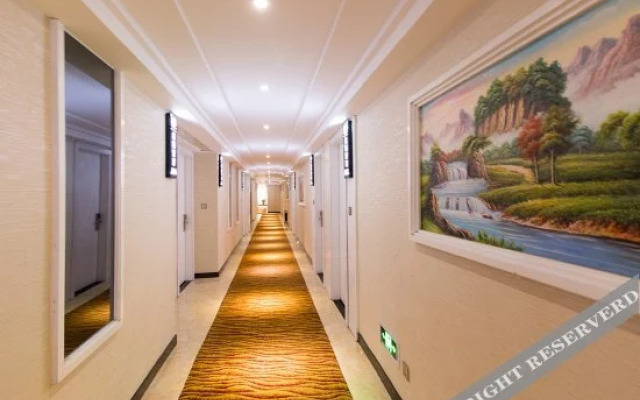 Ming Dao Hotel