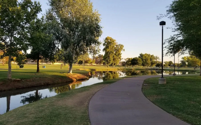 Park Suites at 239 - FREE GOLF