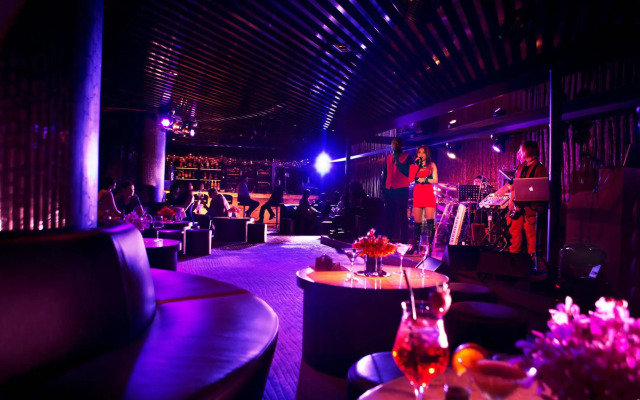 Grand Emperor Hotel