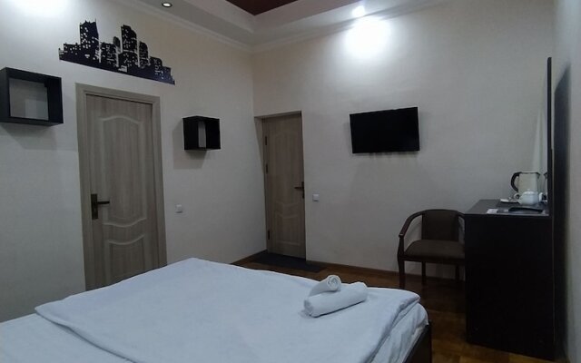 Orom Guest House