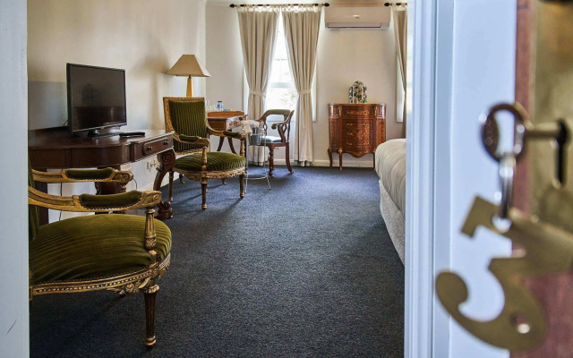 The Bronte Boutique Hotel