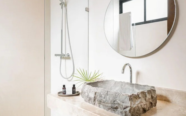 Bh 03 Cherish share a space to relax have fun