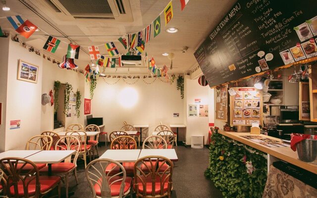 Sakura Hotel Jimbocho - Hostel