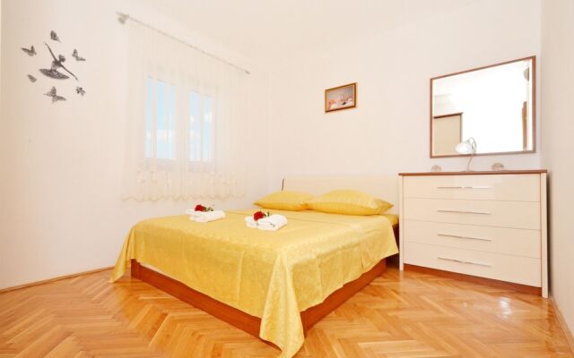 Apartments Nina