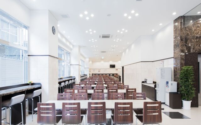 Toyoko Inn Nagoya Meieki Minami