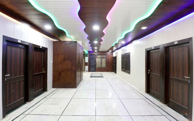 OYO 41743 Hotel Silver