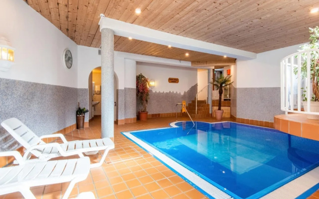 Group Holiday Apartment in Oberau With Pool use