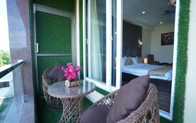Hotel Idhayan Palace