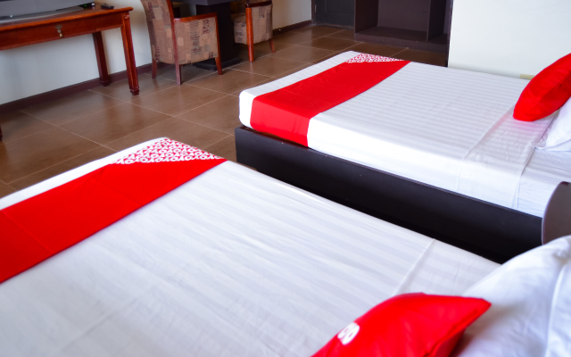 RedDoorz Plus @ Project 6 Quezon City