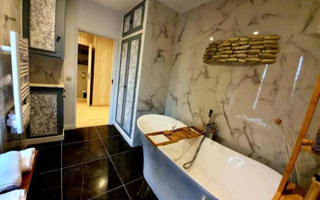 Hotel & Restaurant La Croix Blanche De Sologne