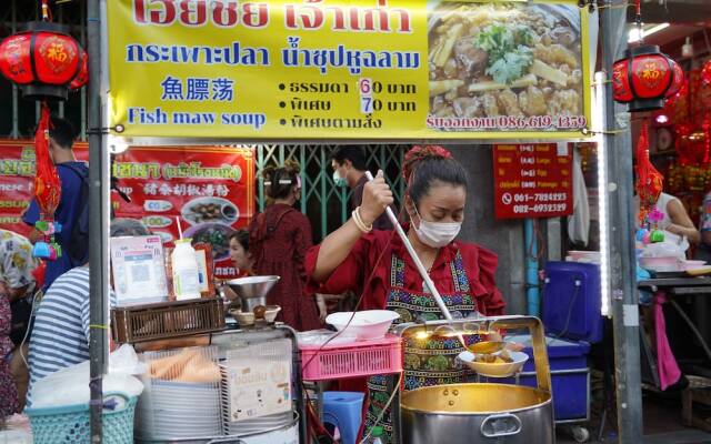 2499 Heritage Chinatown Bangkok Hotel By RoomQuest