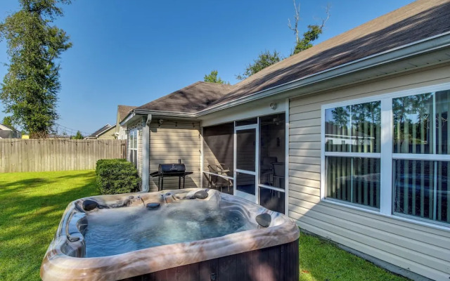 Screened Patio: Rincon Home, 18 Mi to Savannah!