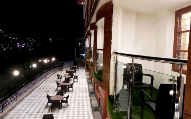Hotel Mall Palace