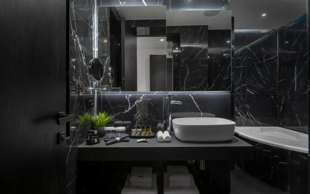 No 15 Ermou Hotel