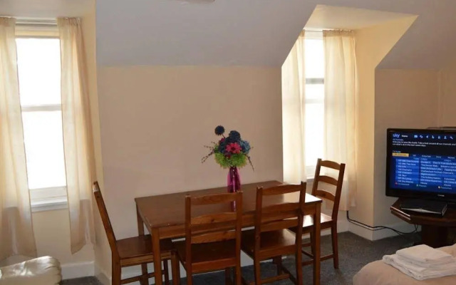 Capital Apartment