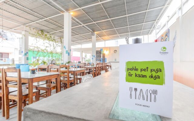 Itsy Hotels Red Lotus Heritage, Promenade Beach