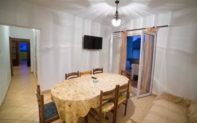 Apartments Sanic 518