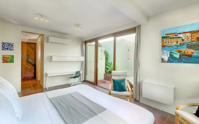 473 Grenada Boutique Resort