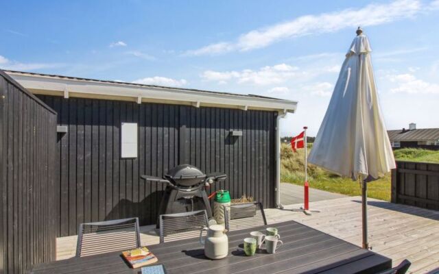"Ulrike" - 140m from the sea in NW Jutland