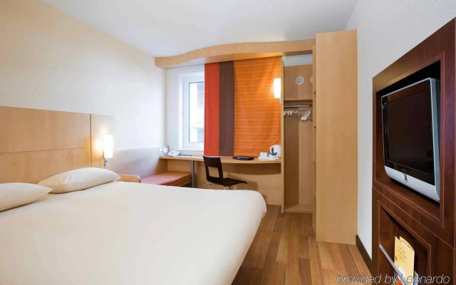 Ibis Stevenage Centre Hotel