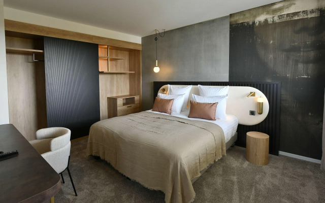Golden Tulip Reims