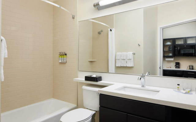 Candlewood Suites Valdosta Mall by IHG