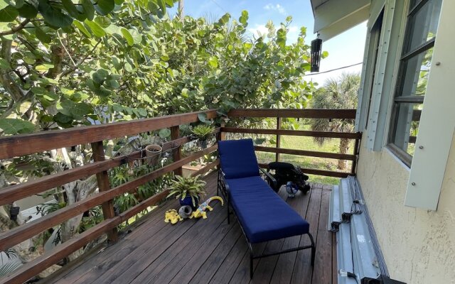 Treehouse Apartment Rentals