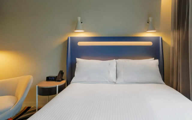 Cambridge Hotel Sydney